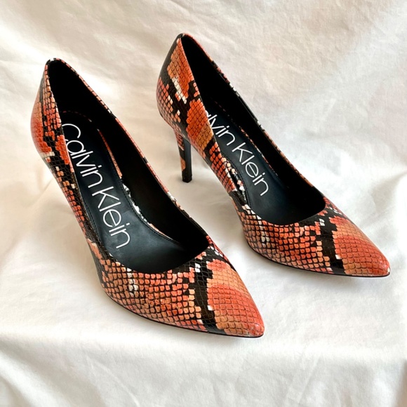CALVIN KLEIN Gayle Snake High Heel Pumps - Picture 3 of 10